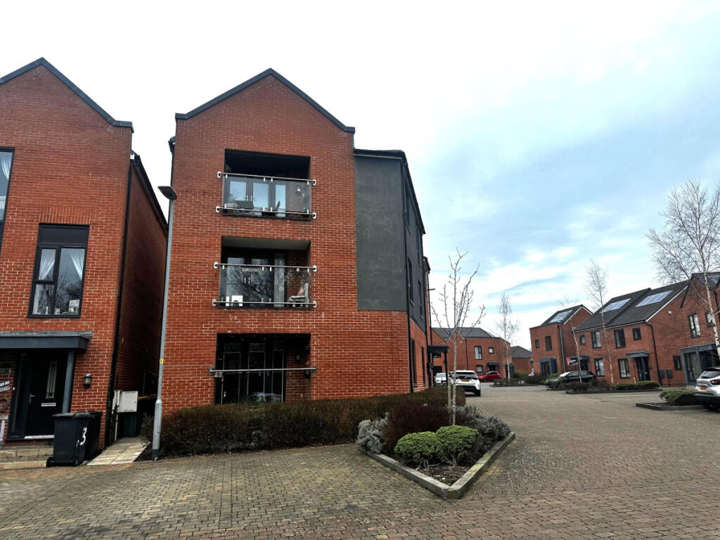 2 bed 1st Floor Flat for rent in Cottam. From Jones Cameron Estate Agents - Preston 2 bed 1st Floor Flat for rent in Cottam. From Jones Cameron Estate Agents - Preston