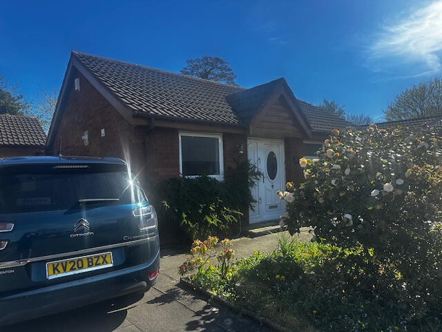 2 bed Bungalow for rent in Wymott. From Jones Cameron Estate Agents - Preston