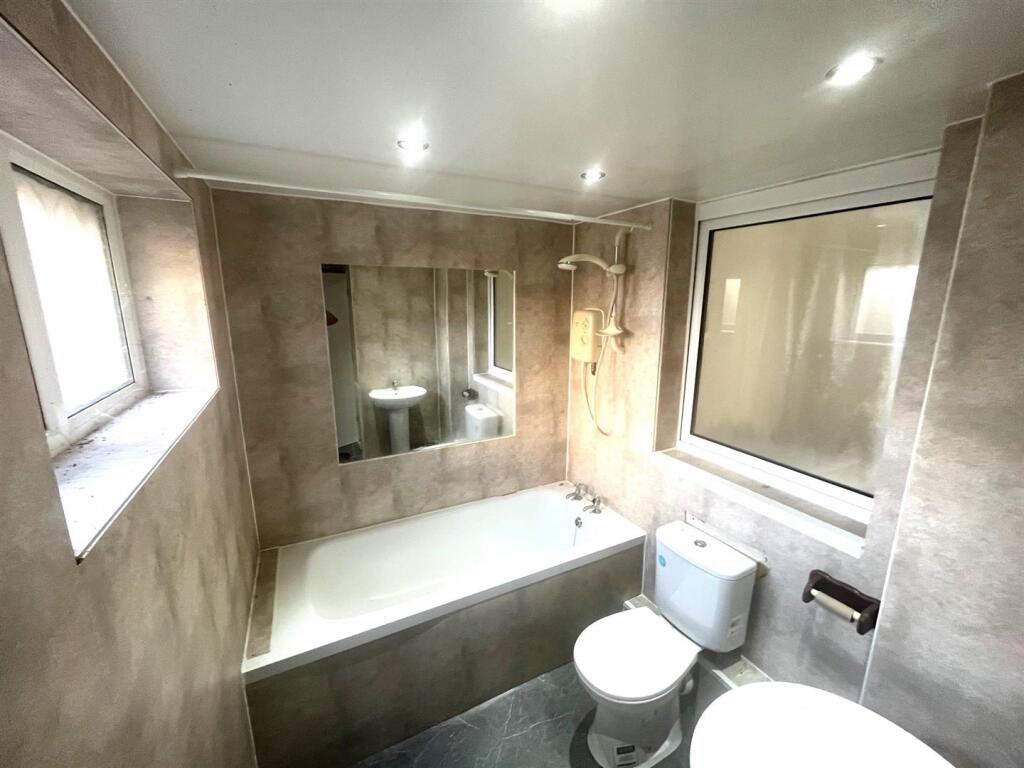 1 bed Apartment for rent in Preston. From Jones Cameron Estate Agents - Preston