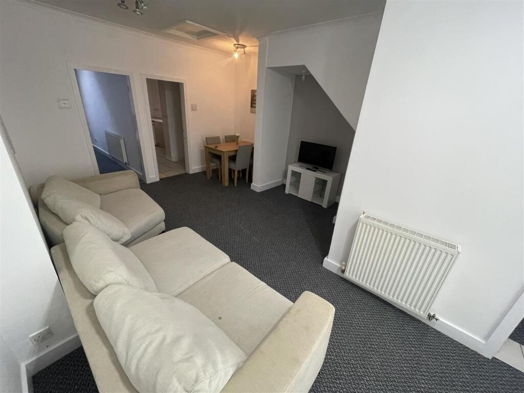 1 bed House Share for rent in Preston. From Jones Cameron Estate Agents - Preston