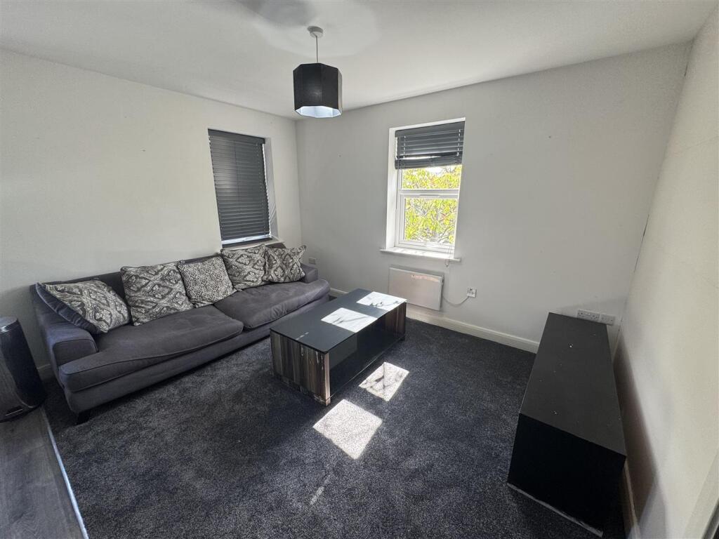 2 bed Apartment for rent in Preston. From Jones Cameron Estate Agents - Preston