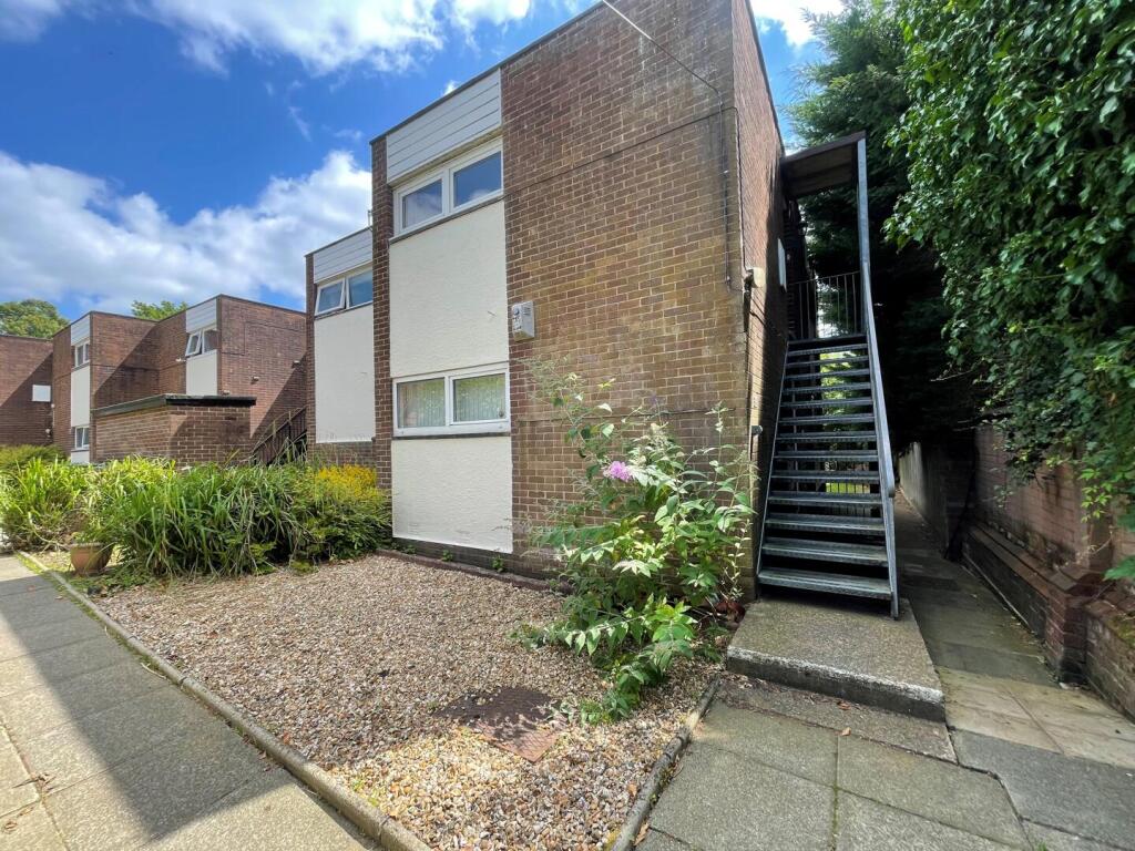 1 bed Apartment for rent in Fulwood. From Jones Cameron Estate Agents - Preston 1 bed Apartment for rent in Fulwood. From Jones Cameron Estate Agents - Preston