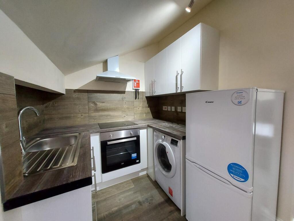 4 bed Studio for rent in Preston. From Jones Cameron Estate Agents - Preston 4 bed Studio for rent in Preston. From Jones Cameron Estate Agents - Preston