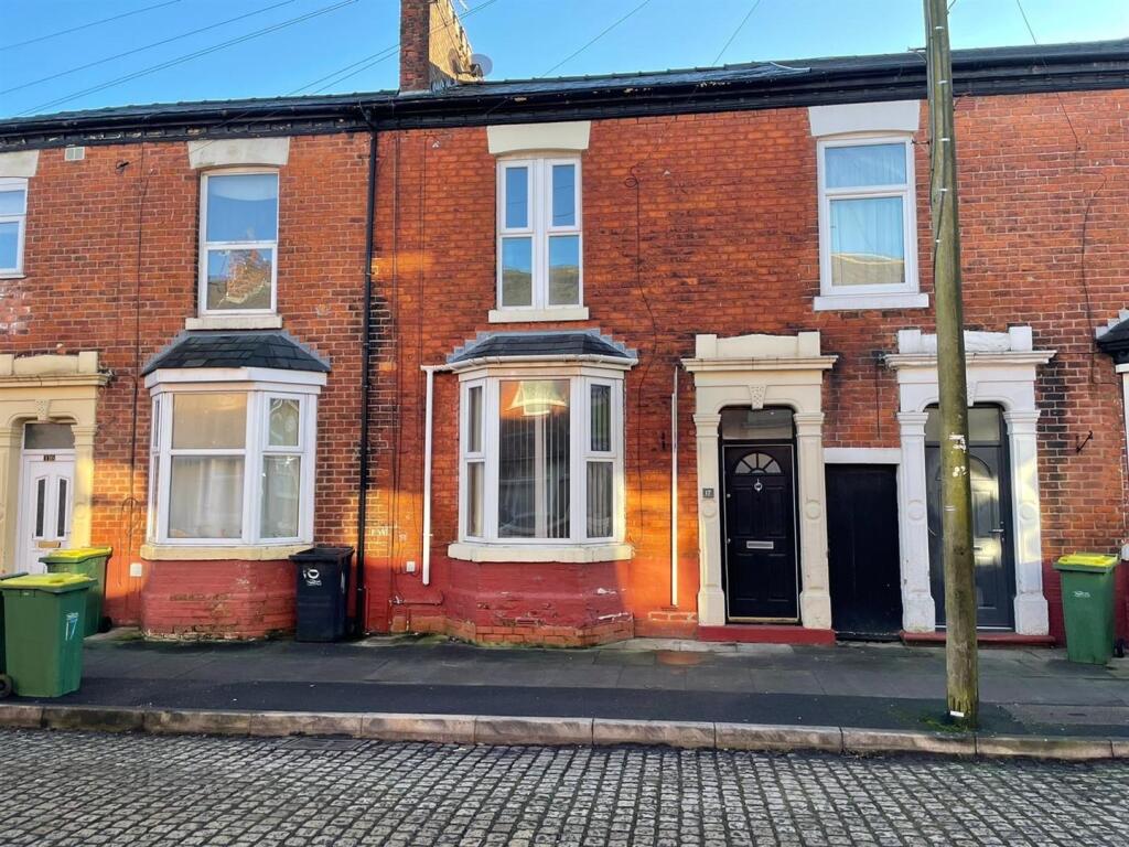 3 bed Mid Terraced House for rent in Preston. From Jones Cameron Estate Agents - Preston 3 bed Mid Terraced House for rent in Preston. From Jones Cameron Estate Agents - Preston