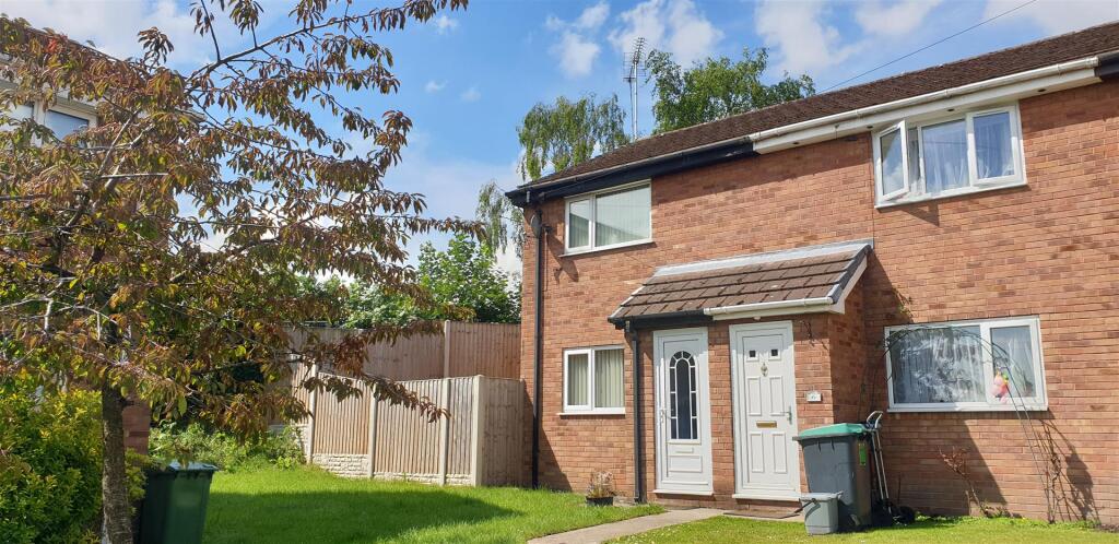 2 bed Mid Terraced House for rent in Gwersyllt. From Jones Peckover - Denbigh 2 bed Mid Terraced House for rent in Gwersyllt. From Jones Peckover - Denbigh