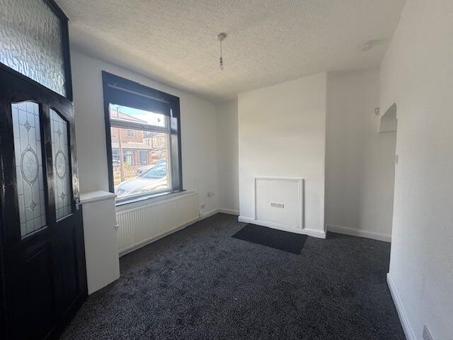 3 bed Mid Terraced House for rent in Worsthorne. From JonSimon Estate Agents - Burnley