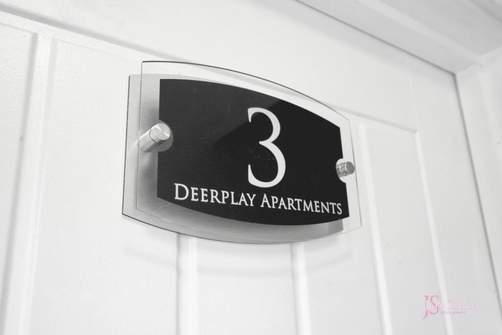 3 bed Apartment for rent in Weir. From JonSimon Estate Agents - Burnley 3 bed Apartment for rent in Weir. From JonSimon Estate Agents - Burnley