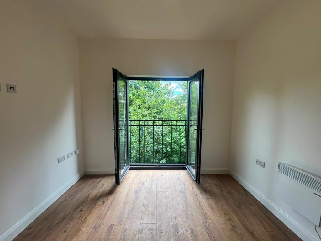 1 bed 1st Floor Flat for rent in Burnley. From JonSimon Estate Agents - Burnley