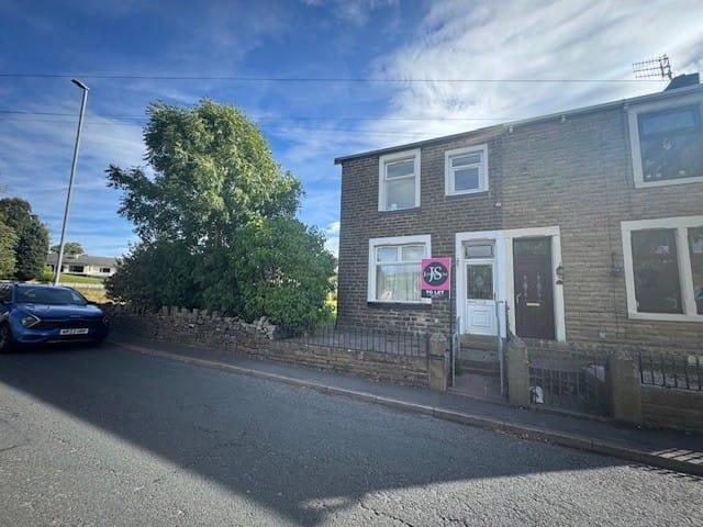 3 bed Semi Detached for rent in Cliviger. From JonSimon Estate Agents - Burnley 3 bed Semi Detached for rent in Cliviger. From JonSimon Estate Agents - Burnley