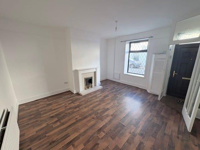 2 bed Mid Terraced House for rent in Accrington. From JonSimon Estate Agents - Burnley
