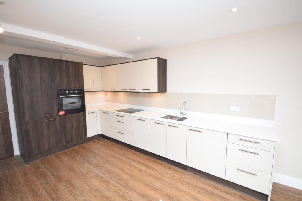 2 bed Apartment for rent in Farnham. From Keats Fearn - Farnham