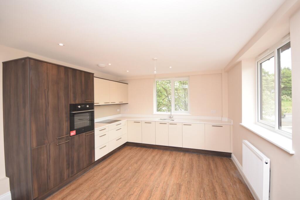 2 bed Apartment for rent in Farnham. From Keats Fearn - Farnham