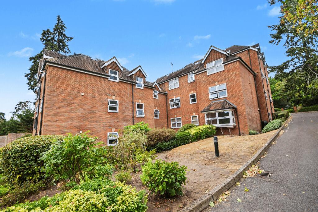 2 bed House (unspecified) for rent in Farnham. From Keats Fearn - Farnham 2 bed House (unspecified) for rent in Farnham. From Keats Fearn - Farnham