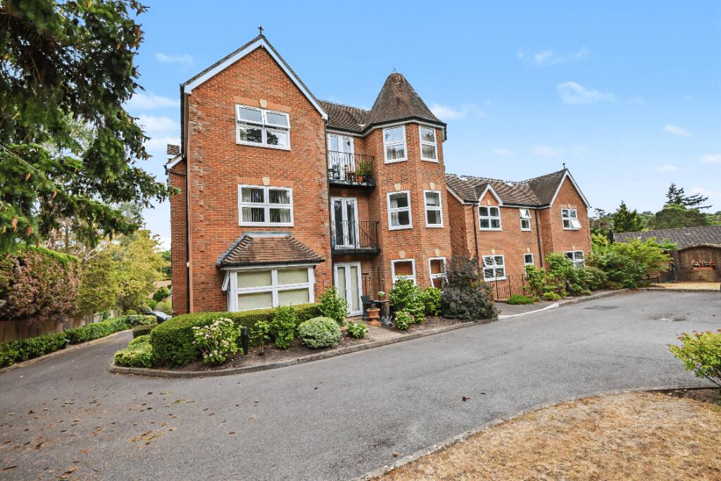 2 bed Apartment for rent in Farnham. From Keats Fearn - Farnham 2 bed Apartment for rent in Farnham. From Keats Fearn - Farnham