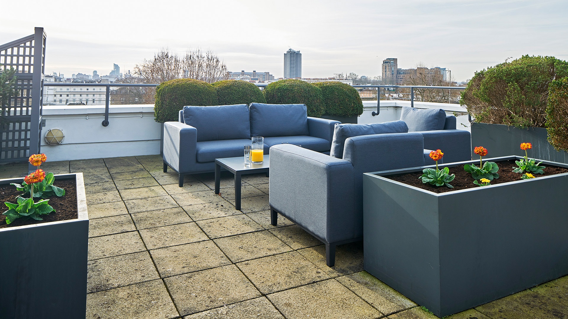 3 bed Apartment for rent in London. From Nest Seekers International