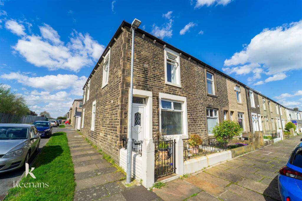 3 bed End of Terrace for rent in Accrington. From Keenans Estate Agents - Burnley