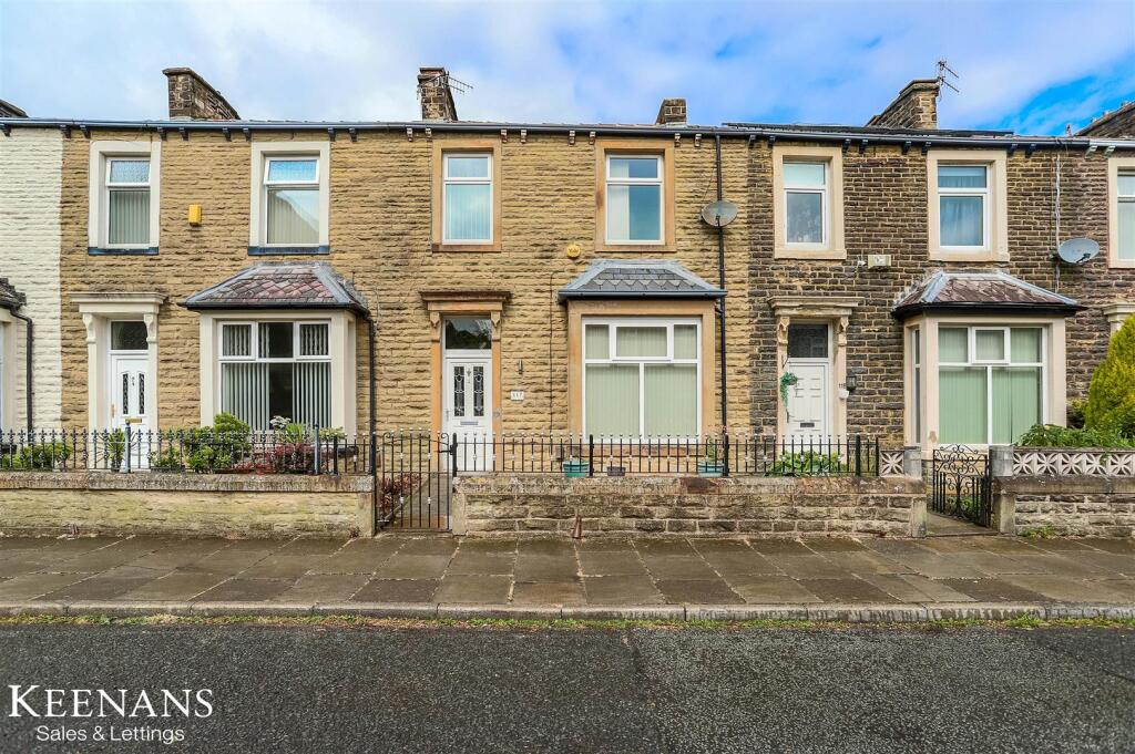 3 bed Mid Terraced House for rent in Burnley. From Keenans Estate Agents - Burnley