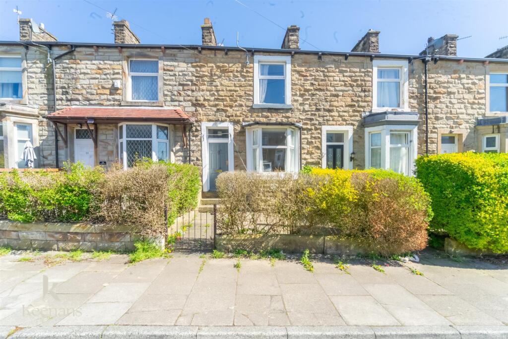 3 bed Mid Terraced House for rent in Burnley. From Keenans Estate Agents - Burnley