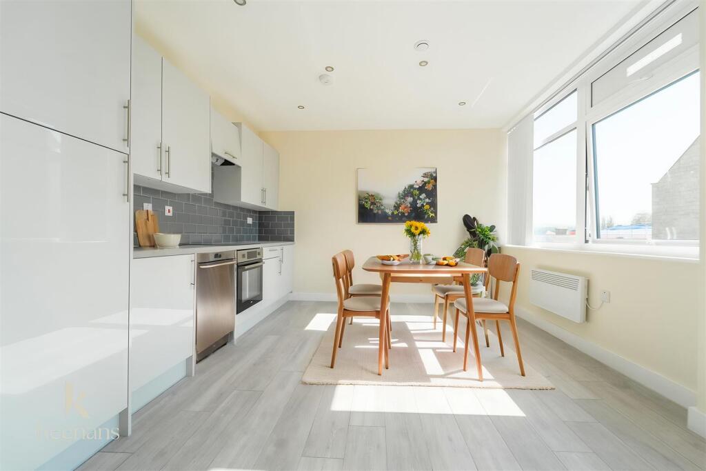 2 bed 1st Floor Flat for rent in Burnley. From Keenans Estate Agents - Burnley