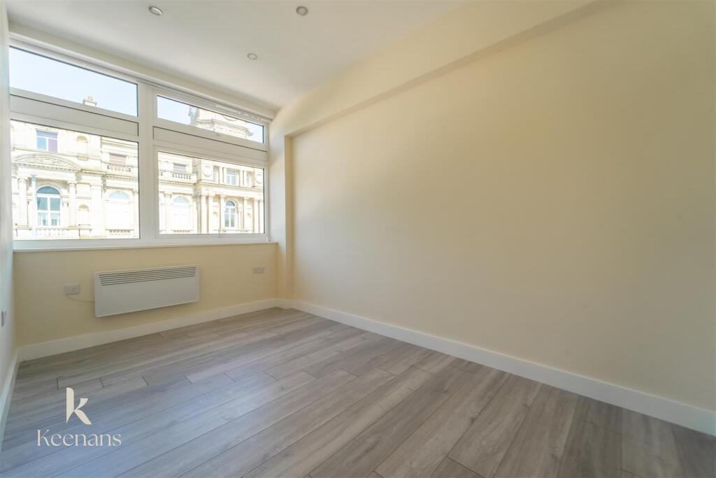 2 bed 1st Floor Flat for rent in Burnley. From Keenans Estate Agents - Burnley