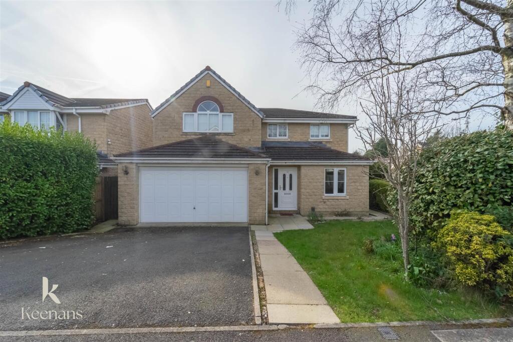 4 bed Detached for rent in Burnley. From Keenans Estate Agents - Burnley 4 bed Detached for rent in Burnley. From Keenans Estate Agents - Burnley