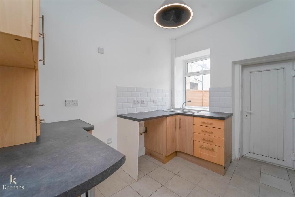 2 bed Mid Terraced House for rent in Accrington. From Keenans Estate Agents - Burnley