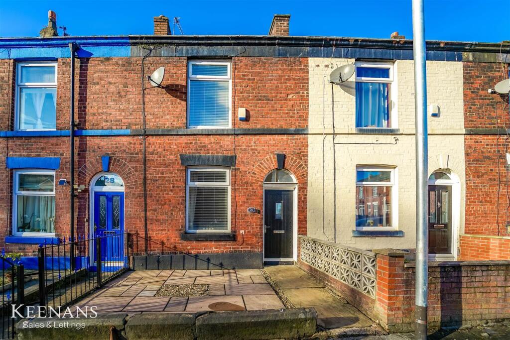 2 bed Mid Terraced House for rent in Bury. From Keenans Estate Agents - Burnley