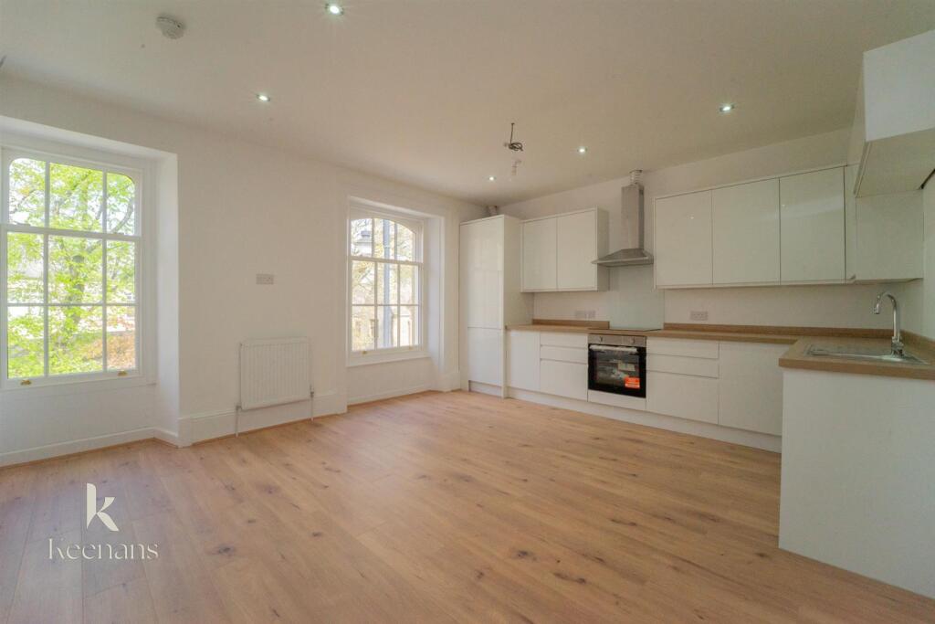 2 bed 1st Floor Flat for rent in Accrington. From Keenans Estate Agents - Burnley