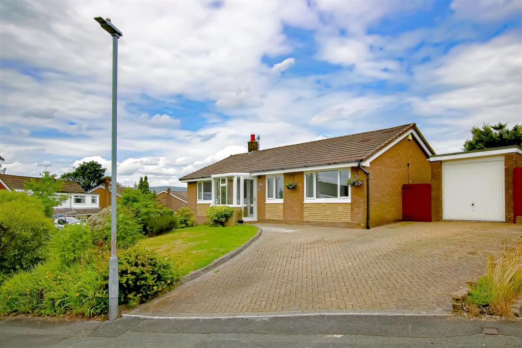 3 bed Bungalow for rent in Burnley. From Keenans Estate Agents - Burnley