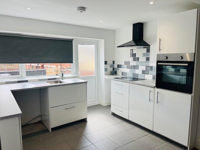 2 bed Mid Terraced House for rent in Haslingden. From Keenans Estate Agents - Swinton
