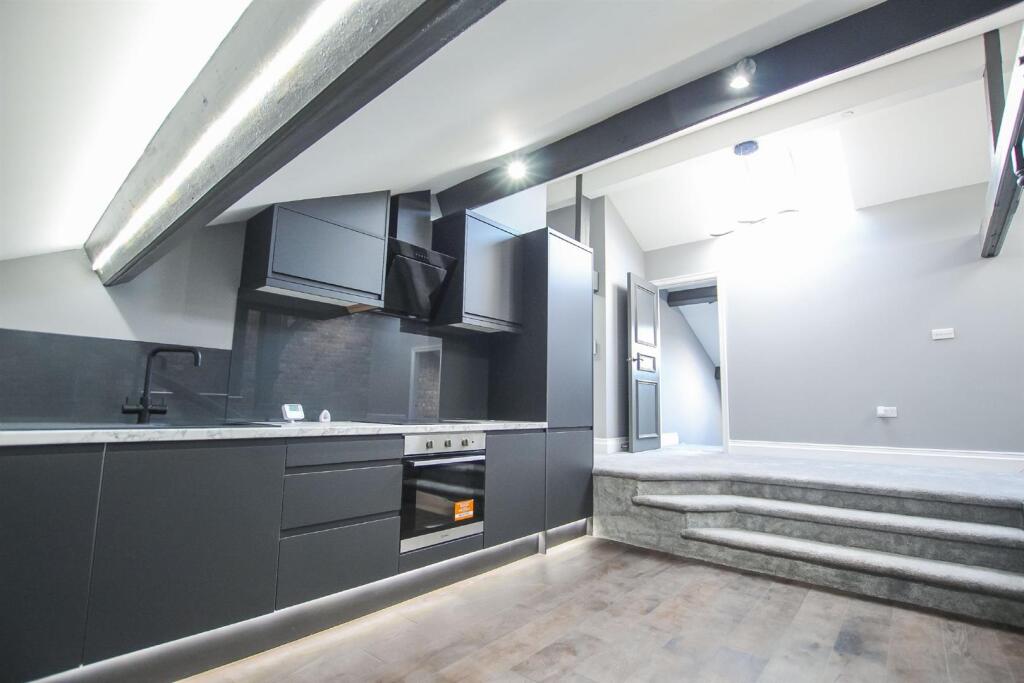 2 bed Apartment for rent in Bacup. From Keenans Estate Agents - Swinton 2 bed Apartment for rent in Bacup. From Keenans Estate Agents - Swinton