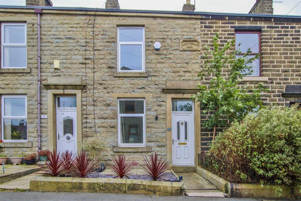 2 bed Mid Terraced House for rent in Rawtenstall. From Keenans Estate Agents - Swinton
