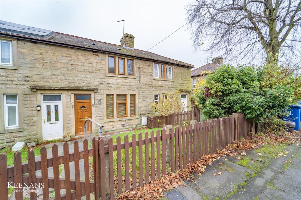 2 bed Mid Terraced House for rent in Rawtenstall. From Keenans Estate Agents - Swinton 2 bed Mid Terraced House for rent in Rawtenstall. From Keenans Estate Agents - Swinton