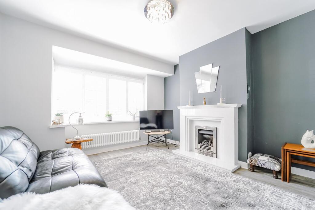 1 bed Semi-detached bungalow for rent in Worsley. From Keenans Estate Agents - Swinton 1 bed Semi-detached bungalow for rent in Worsley. From Keenans Estate Agents - Swinton