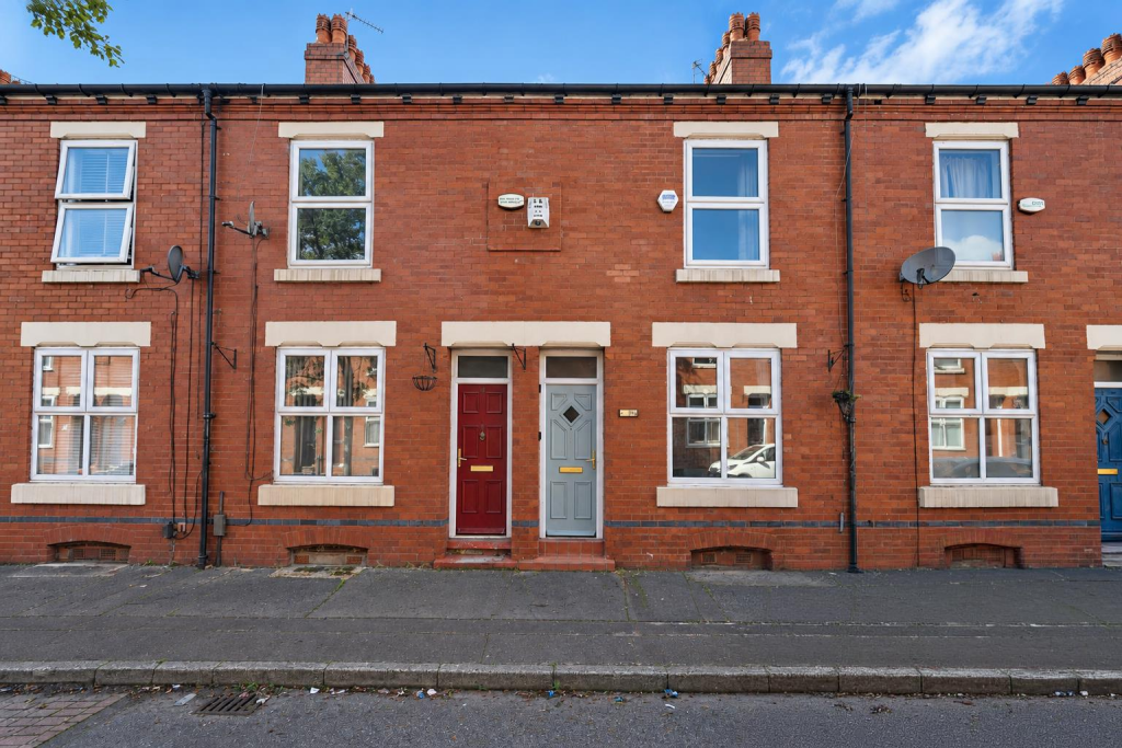 2 bed Mid Terraced House for rent in Salford. From Keenans Estate Agents - Swinton 2 bed Mid Terraced House for rent in Salford. From Keenans Estate Agents - Swinton