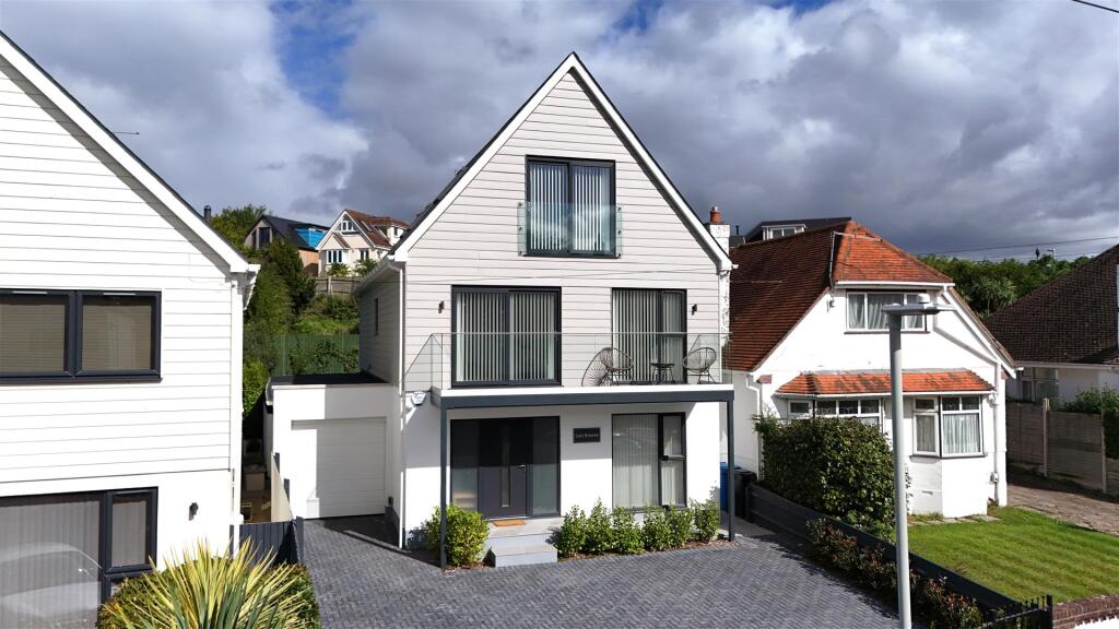 4 bed Detached for rent in Poole. From Key Drummond - Poole 4 bed Detached for rent in Poole. From Key Drummond - Poole