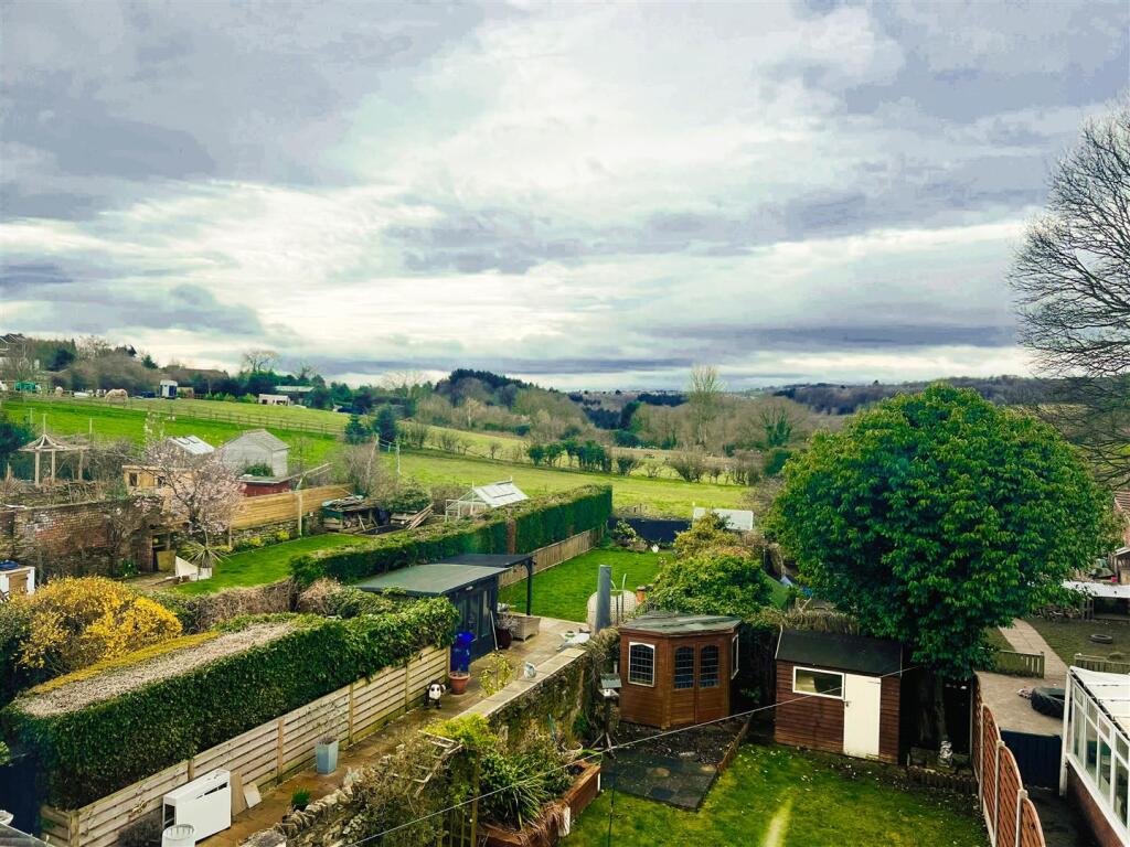 3 bed End of Terrace for rent in Eckington. From Key2go Estate & Letting Agents Ltd - Sheffield
