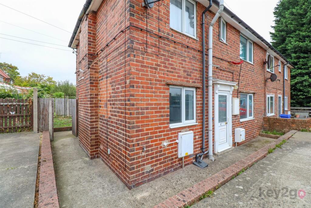2 bed 1st Floor Flat for rent in Sheffield. From Key2go Estate & Letting Agents Ltd - Sheffield