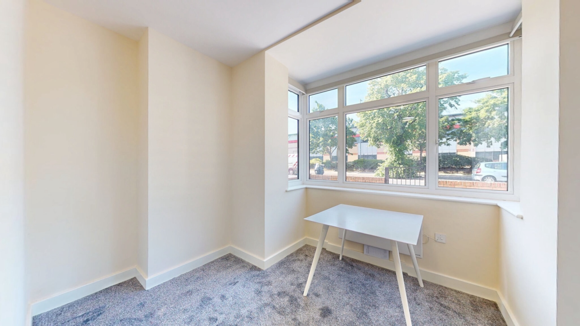 1 bed 1st Floor Flat for rent in Acton. From Majestic Properties and Estates Ltd