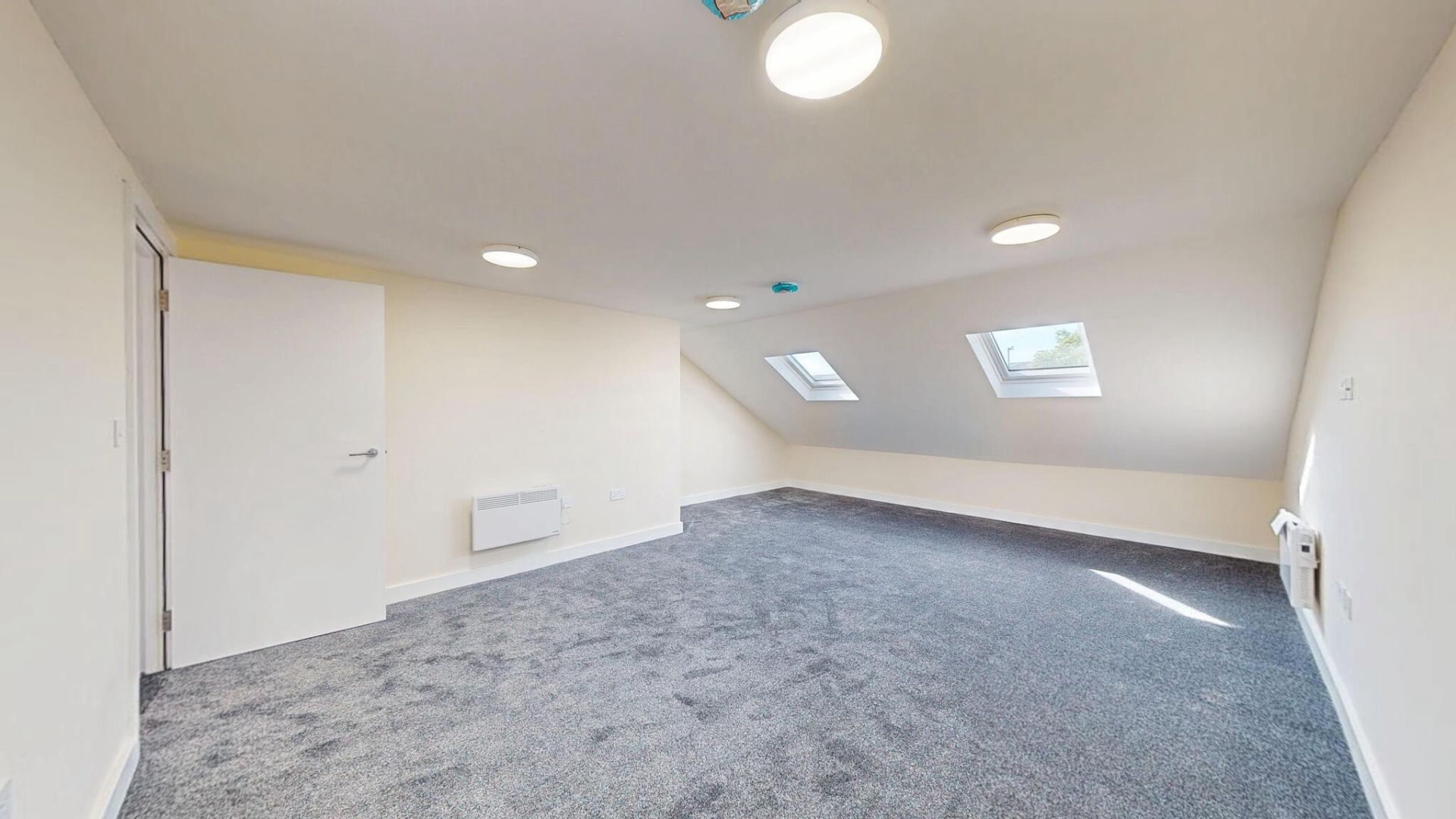 4 bed 1st Floor Flat for rent in Acton. From Majestic Properties and Estates Ltd
