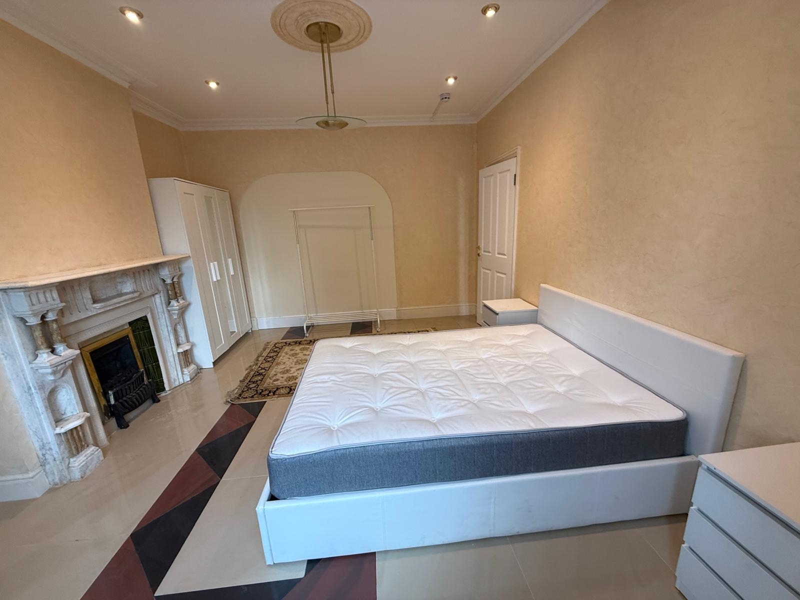 1 bed House Share for rent in Acton. From Majestic Properties and Estates Ltd