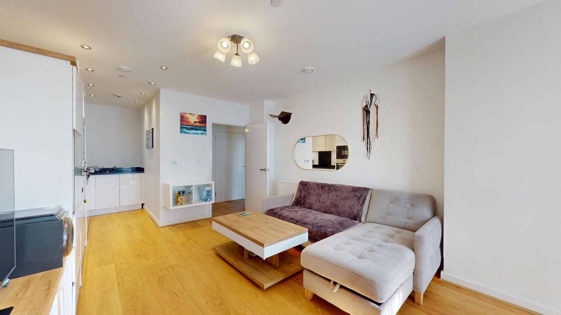 1 bed 1st Floor Flat for rent in Acton. From Majestic Properties and Estates Ltd