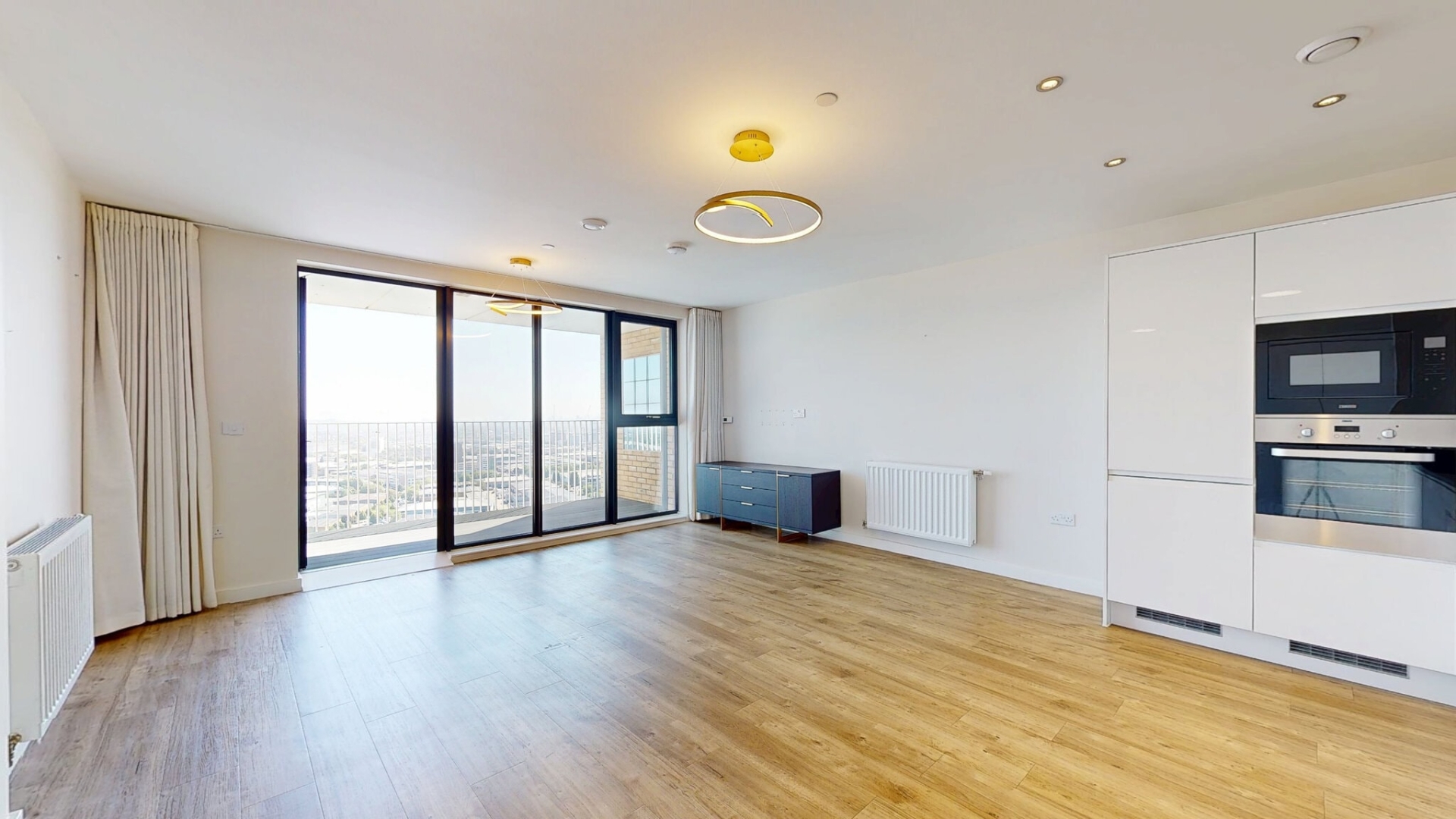 2 bed Penthouse for rent in Acton. From Majestic Properties and Estates Ltd 2 bed Penthouse for rent in Acton. From Majestic Properties and Estates Ltd