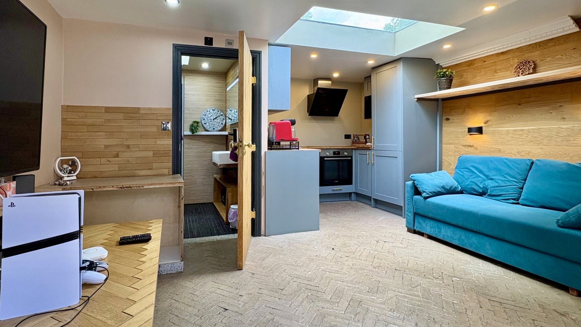 1 bed Studio for rent in Willesden. From Majestic Properties and Estates Ltd