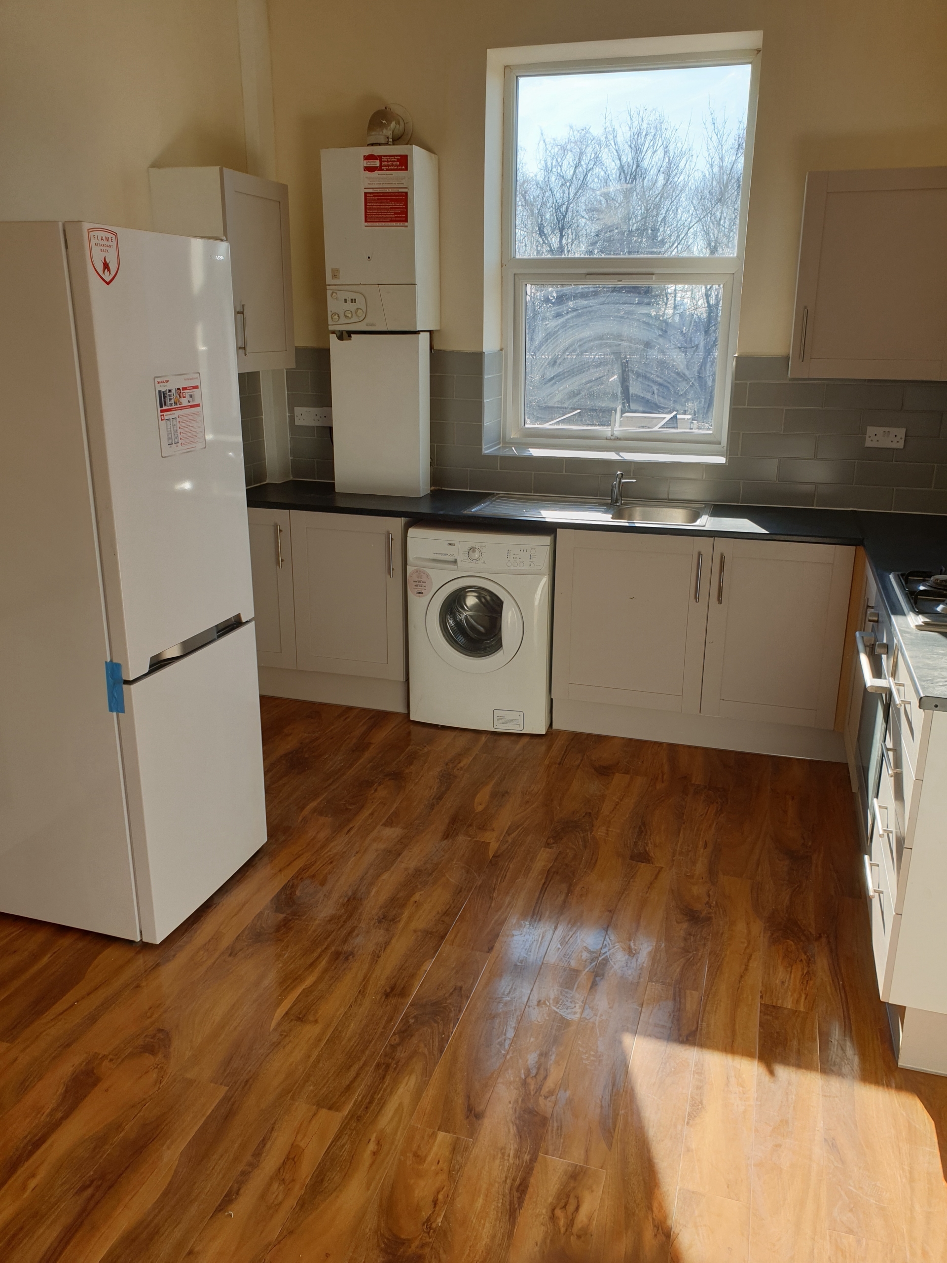 1 bed 1st Floor Flat for rent in Isleworth. From Majestic Properties and Estates Ltd 1 bed 1st Floor Flat for rent in Isleworth. From Majestic Properties and Estates Ltd