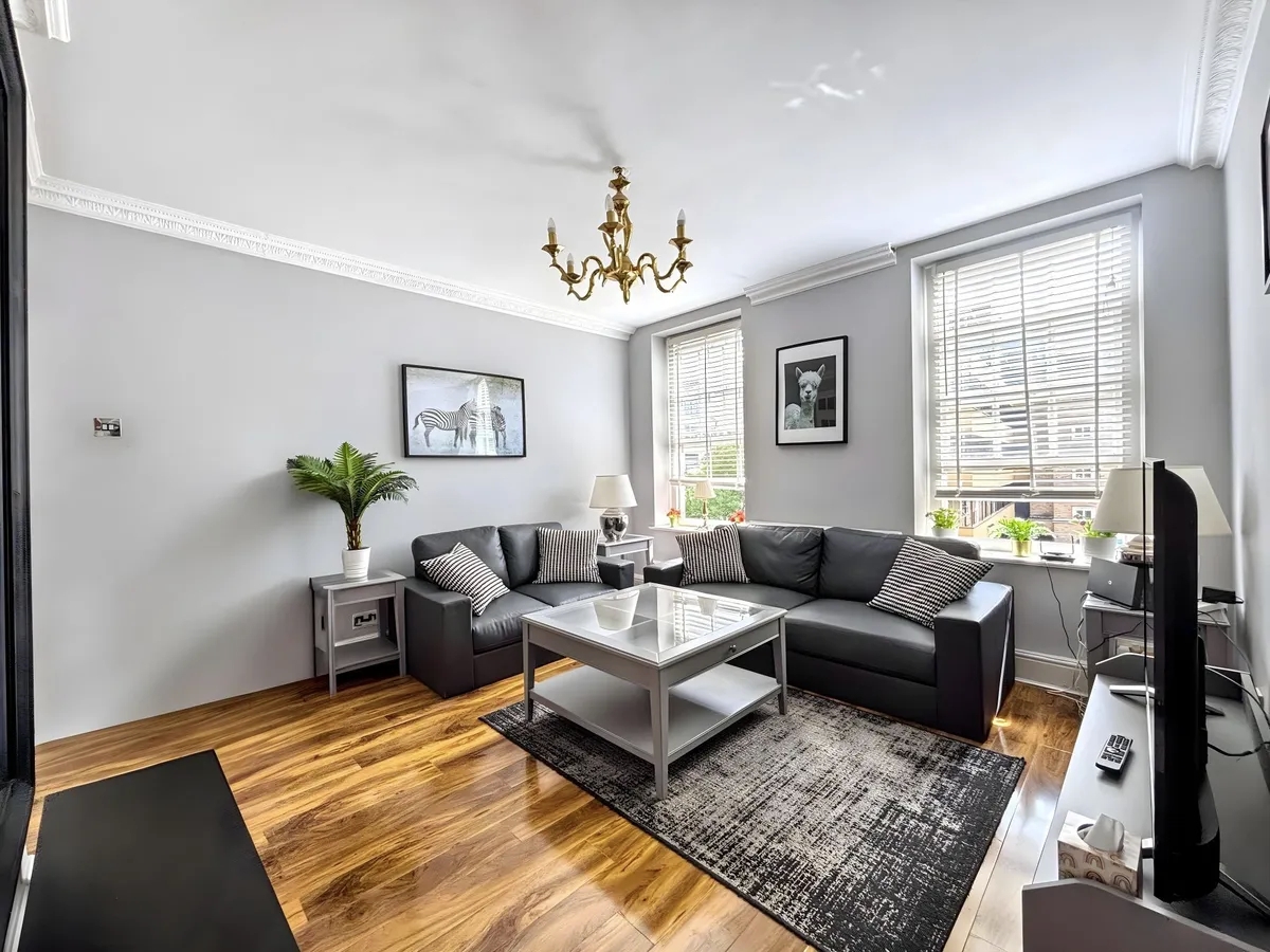 2 bed 1st Floor Flat for rent in Paddington. From Majestic Properties and Estates Ltd