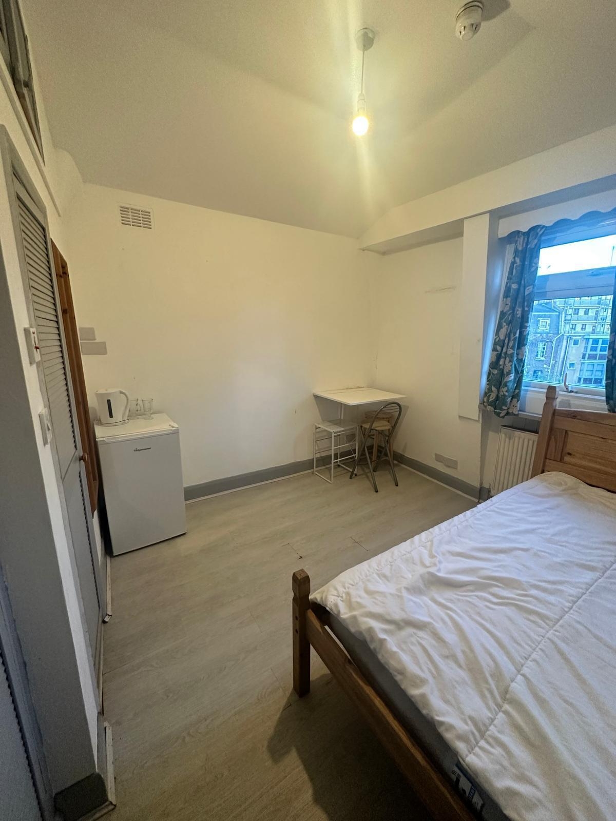 1 bed Studio for rent in Islington. From Majestic Properties and Estates Ltd