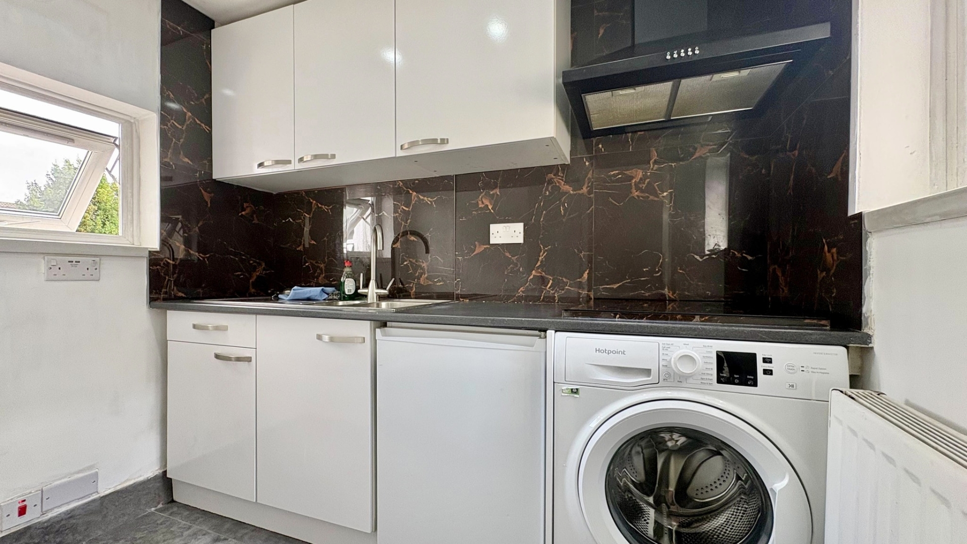 1 bed Studio for rent in Kingston upon Thames. From Majestic Properties and Estates Ltd