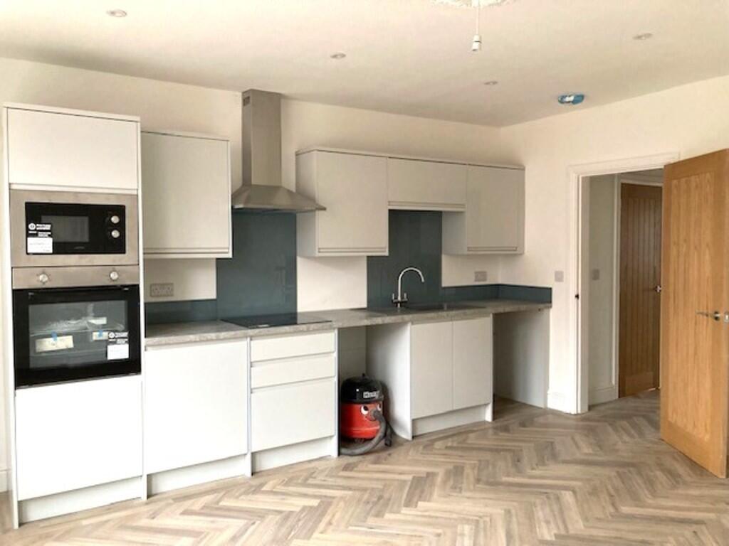 3 bed Apartment for rent in Lincoln. From King & Co - Lincoln