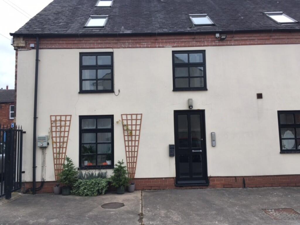 4 bed Studio for rent in Lincoln. From King & Co - Lincoln